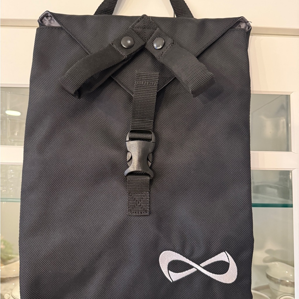 NFINITY Uniformer